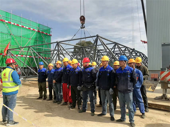 鋼結(jié)構(gòu)施工團(tuán)隊(duì)